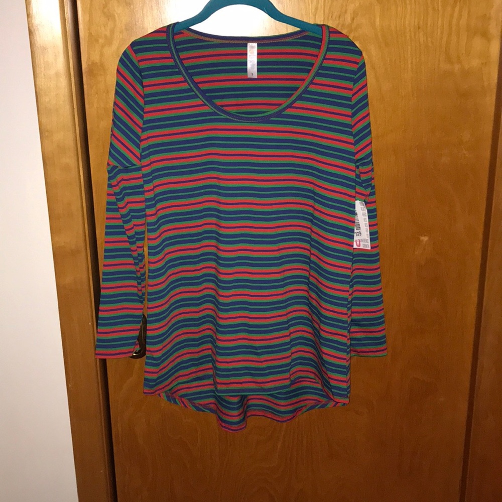 LulaRoe lynnae long sleeve shirt